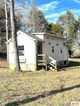 Kentucky Hunting Land with Cabin