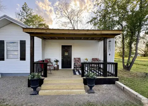 Versatile Mixed-Use Property, Morrilton, AR