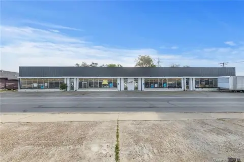 Downtown Lake Charles Retail Opportunity
