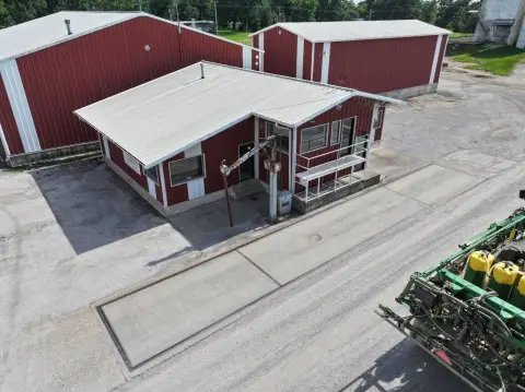 Grain Warehouse Facility with Office