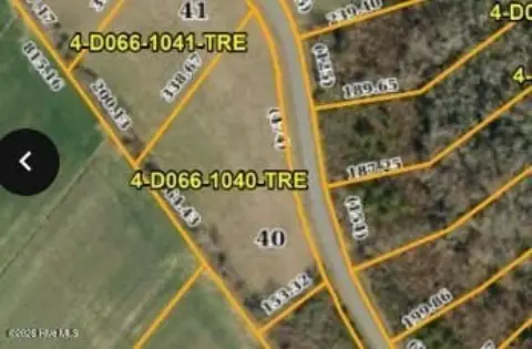 Residential Lot in Waterfront Community