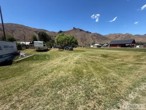 Adjacent Residential Lots with Utilities