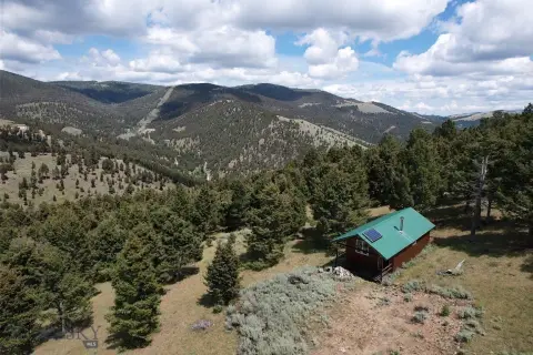 Off-Grid Cabin on 30 Acres