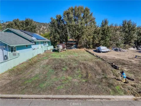 Waterfront Land in Clearlake Oaks