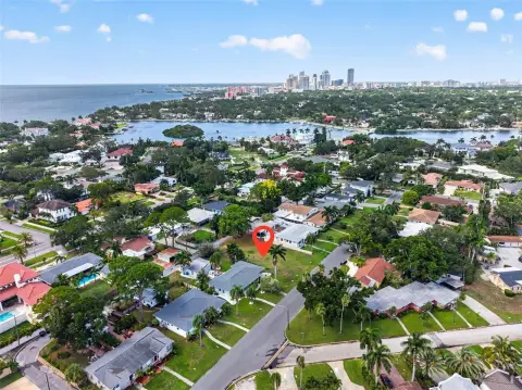 Vacant Development Lot for Townhomes