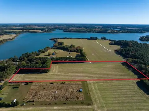Farmland with Deeded Water Access