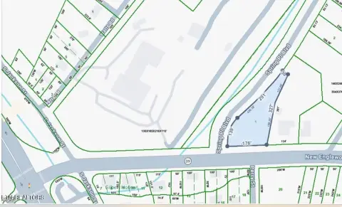 Land in High Traffic Area