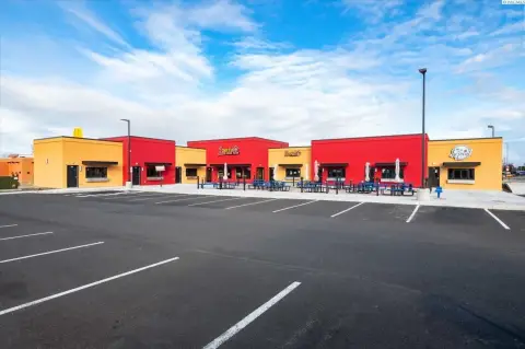 Retail Opportunity in Kennewick, WA