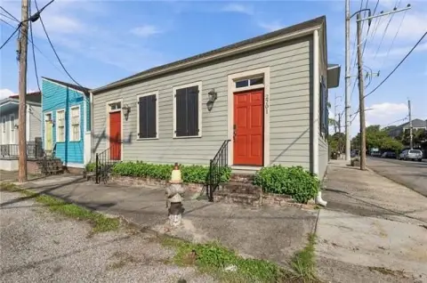 Duplex with Separate Cottage