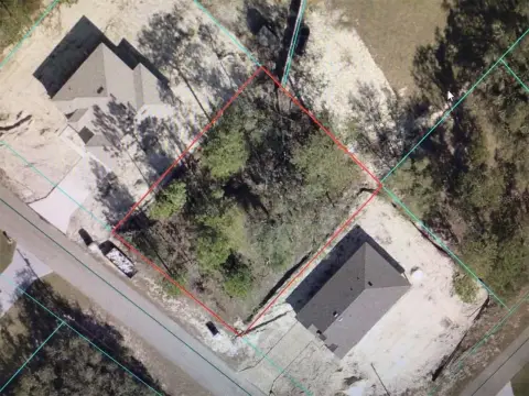 Oversized Lot in Ocala, FL