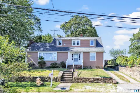 Bridgeport Commercial Property For Sale