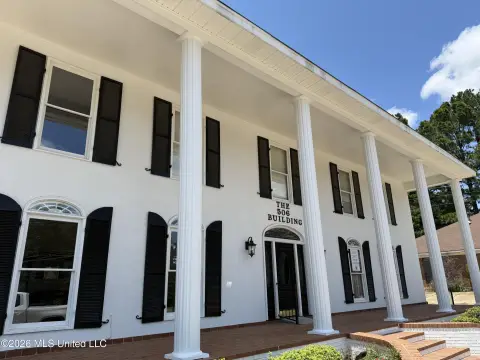 Ground-Floor Office Suite