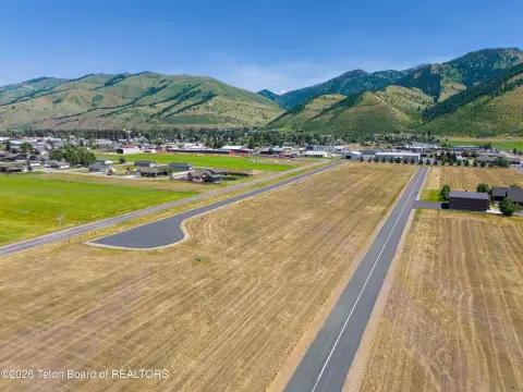 Afton Airpark Hangar Home Lot