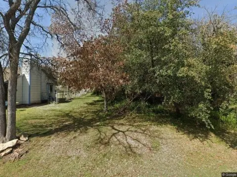 Residential Land in Oak Trail