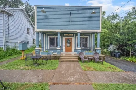 Restaurant Opportunity with Outdoor Space