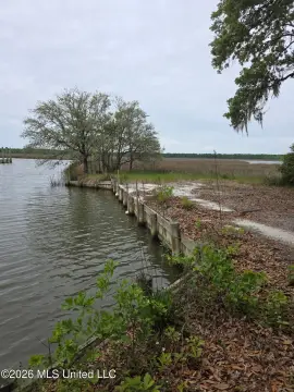 Waterfront Lot in Ocean Springs