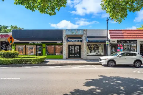 Retail Building with Mezzanine