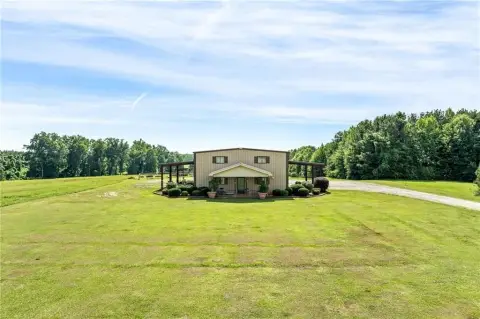 Recreational Farm with Wetland