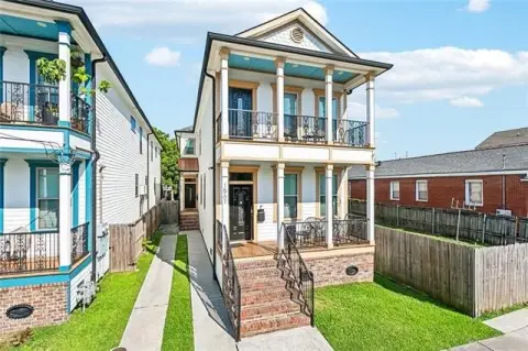 Two-Story Duplex with Private Balcony