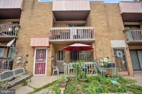 Duplex with Private Entrances