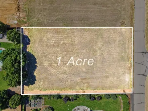 Residential Land Lot in SR-1