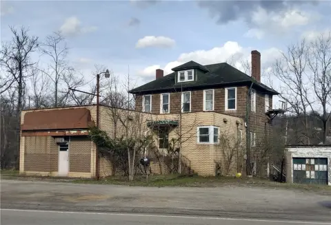 Mixed-Use Property with Garage