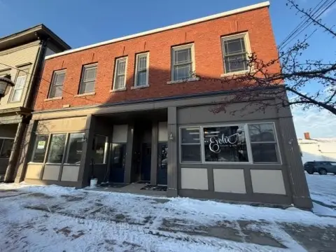 Mixed-Use Commercial Building in Gorham