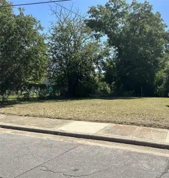 Residential Lot in Fair Park