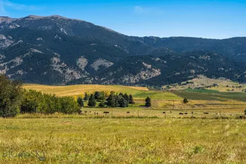 Land with Views in Bozeman