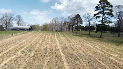 Loudon, TN 1.6 Acre Lot