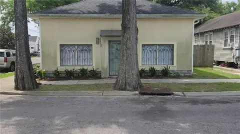 Updated Corner-Lot Duplex