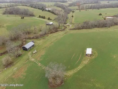 Kentucky Cattle Farm on 151 Acres