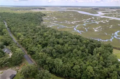 Waterfront Land on Crooked River