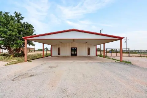 Big Spring Commercial Property on I-20