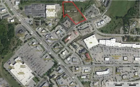 Commercial Lot in High-Traffic Area