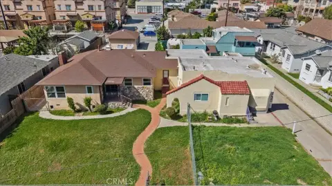 Triplex with Detached Garage