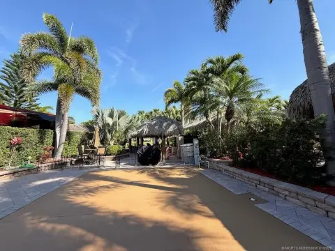 Port St Lucie Corner Lot