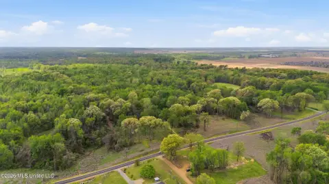 39 Acres in Walls, MS