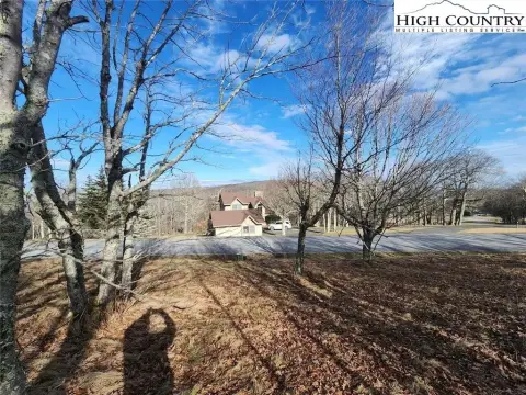 Beech Mountain Gated Community Land