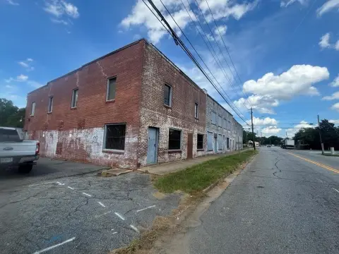 Historic Flex Space with Fenced Yard