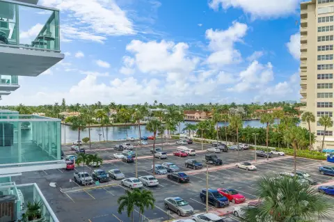 Fort Lauderdale Corner Unit