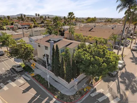 Duplex with ADU Potential