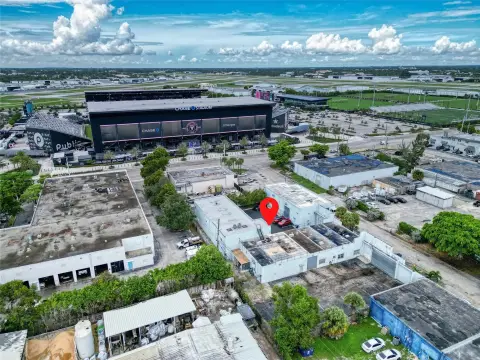 Fort Lauderdale Executive Office Warehouse