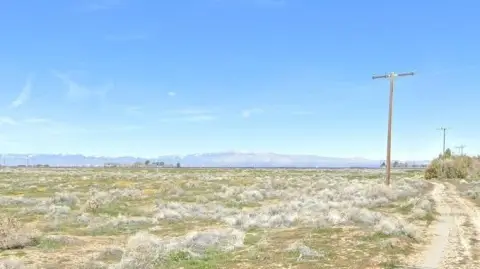 Land in West Lancaster Area