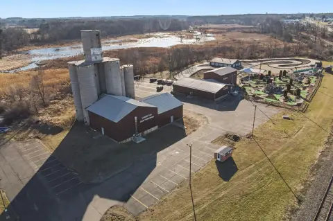 Hillsdale Retail Space For Sale