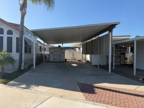 Land-Owned RV Lot in Hemet