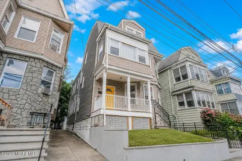 Triplex