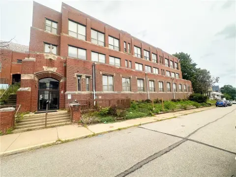43-Unit Apartment Building