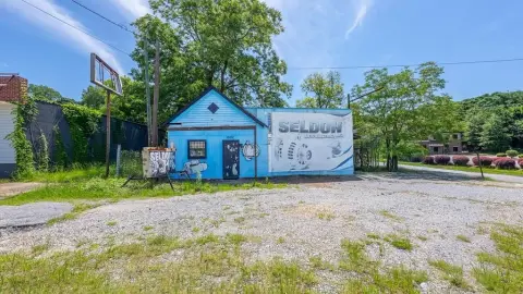 Auto Shop Property