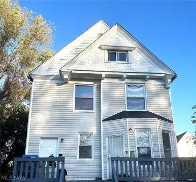 Cleveland Duplex: Investment Opportunity